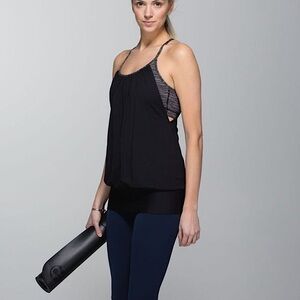 NWOT Lululemon Athletica Tank
